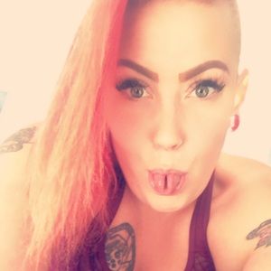 Meet your Posher, Nichole